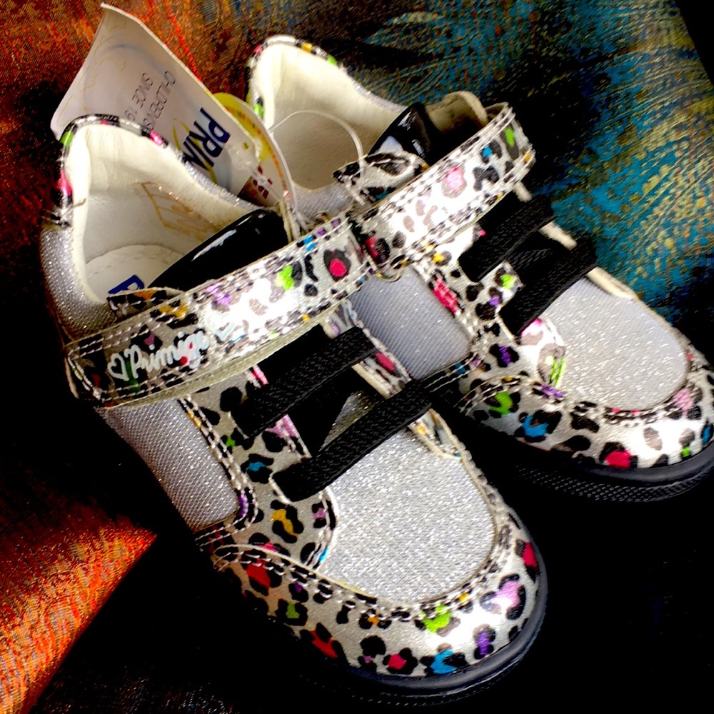 Primigi  Italian Toddler Shoes Slim Fit size 22